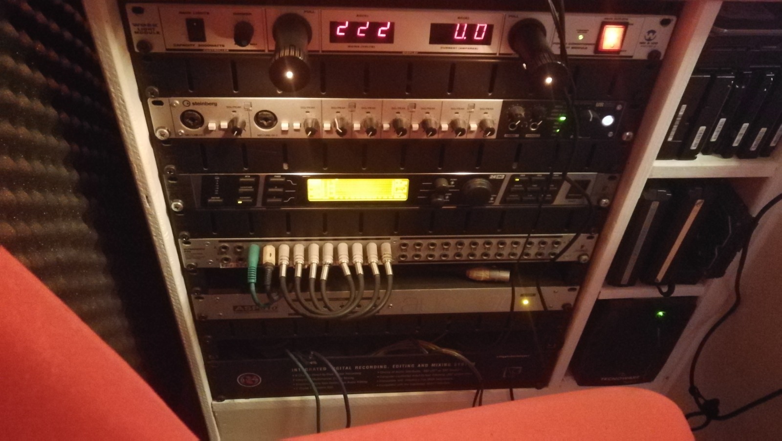 Rack di outboard